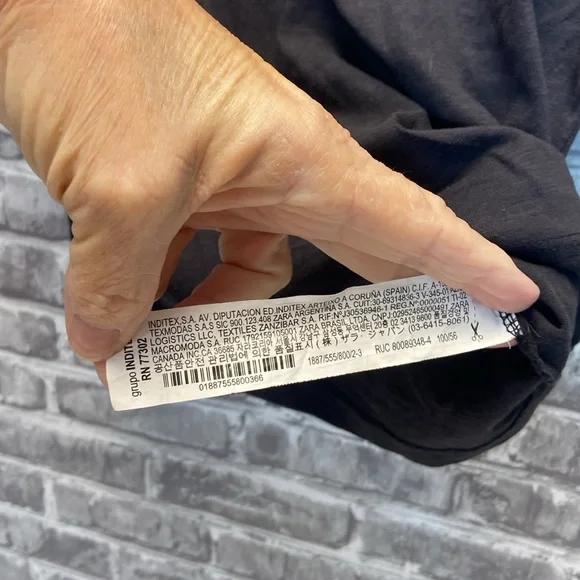 Zara T-shirts - Picture 7 of 9